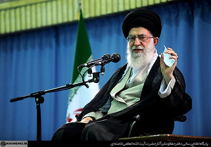امام خامنه‌ای: ایستادگی امام حسین علیه السلام؛ عامل جلوگیری از انحراف و حفظ اسلام 