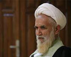 آیت الله حائری شیرازی، رحمة الله علیه: هنر سلاح طرفین حق و باطل است - زیبایی یعنی جاذبه و جاذبه یعنی جهت دهنده و کشنده و حرکت آفرین به سوی آنچه زیباست - هنر را با هنر باید پاسخ گفت.